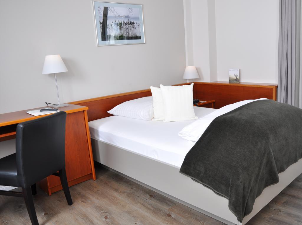 Romantik Hotel Schmiedegasthaus Gehrke Bad Nenndorf Eksteriør bilde